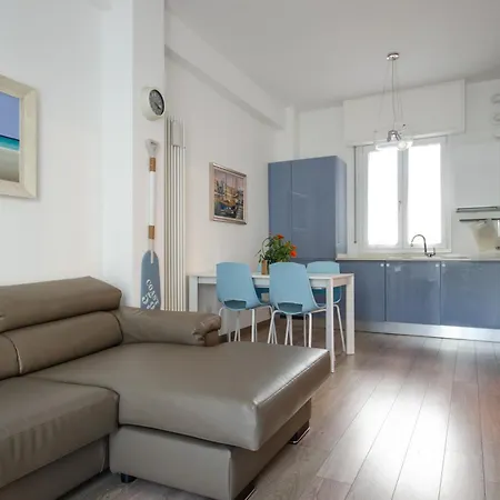 Fronte Mare * 佩萨罗