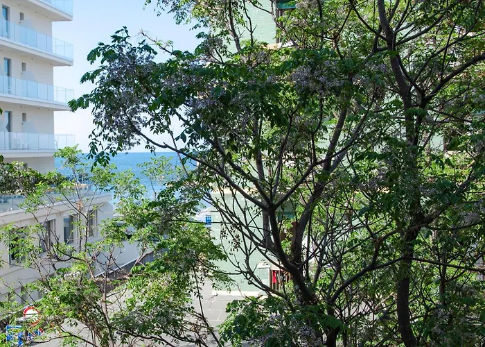 Fronte Mare Пезаро